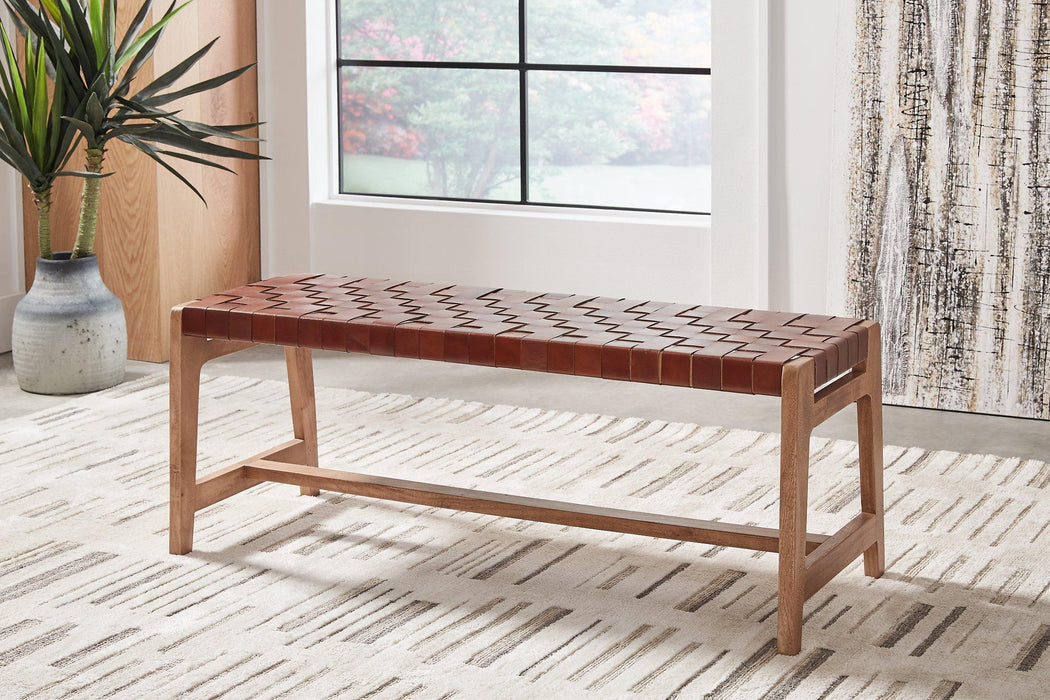 Lemmund Accent Bench